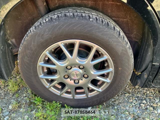 Toyota NOAH HYBRID 2015-01 7903150-8