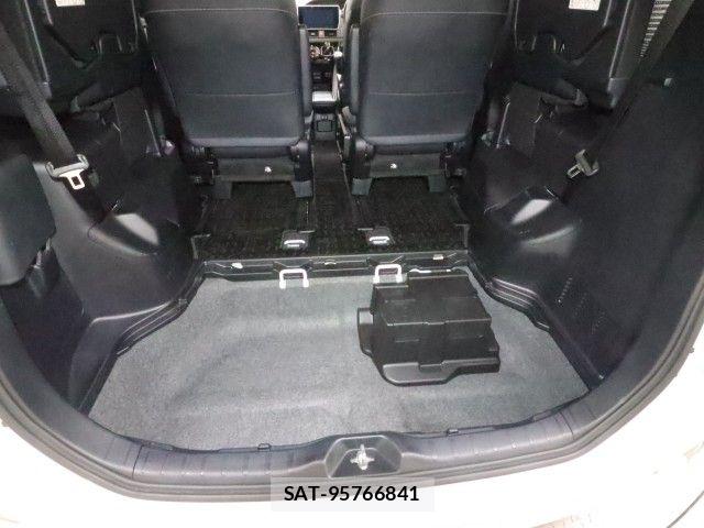 Toyota NOAH HYBRID 2019-01 7903148-14