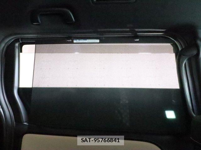 Toyota NOAH HYBRID 2019-01 7903148-5