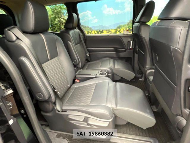 Toyota NOAH HYBRID 2023-02 7903146-7