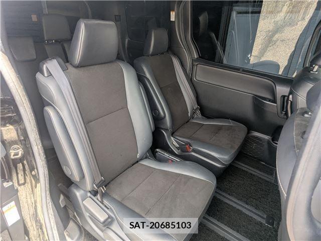 Toyota NOAH HYBRID 2020-02 7903149-9