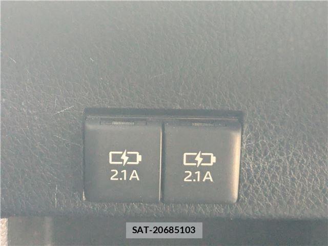 Toyota NOAH HYBRID 2020-02 7903149-23