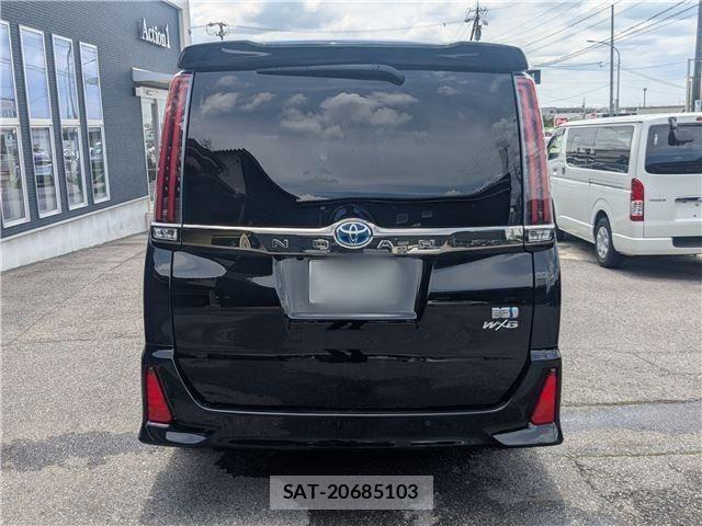 Toyota NOAH HYBRID 2020-02 7903149-4
