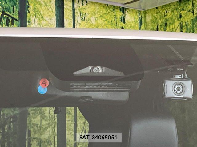 Toyota NOAH HYBRID 2023-03 7963003-5