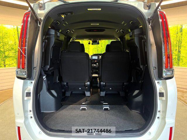 Toyota NOAH HYBRID 2020-09 7963016-10