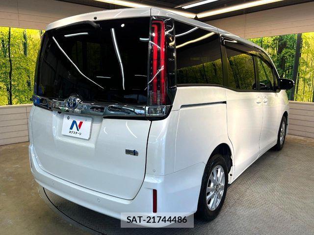 Toyota NOAH HYBRID 2020-09 7963016-16