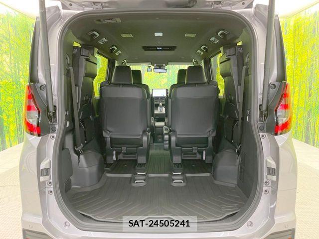 Toyota NOAH HYBRID 2026-03 7962997-10