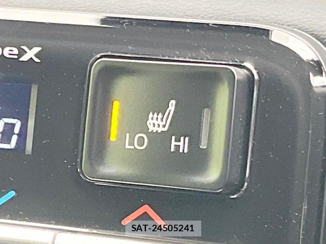 Toyota NOAH HYBRID 2026-03 7962997-6