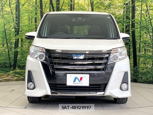 Toyota NOAH HYBRID 2016-12 7963017-14