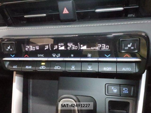 Toyota NOAH HYBRID 2022-04 7963007-21