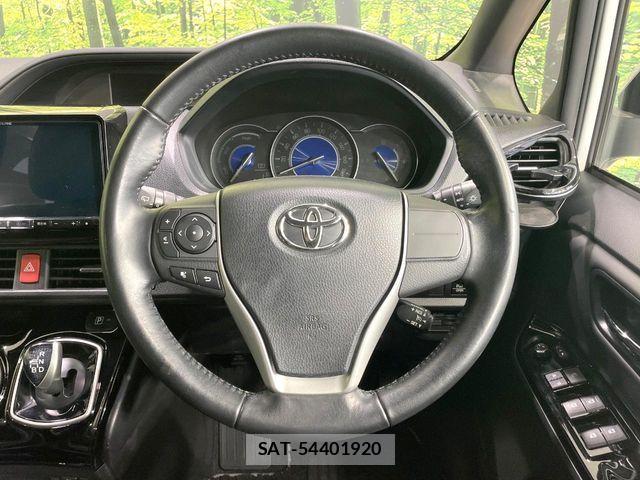 Toyota NOAH HYBRID 2018-09 7963009-11