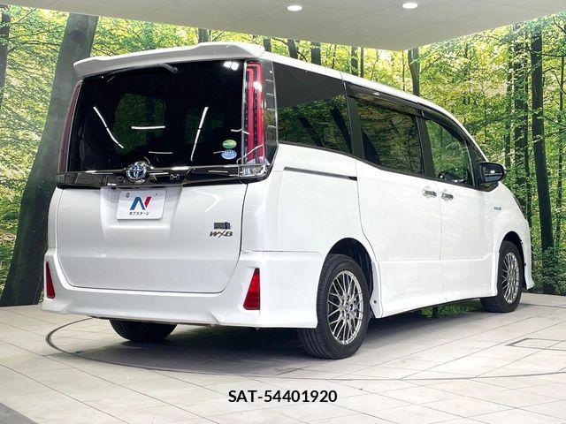 Toyota NOAH HYBRID 2018-09 7963009-17
