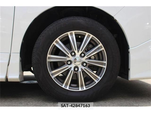 Toyota NOAH HYBRID 2015-02 7963020-14