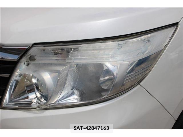 Toyota NOAH HYBRID 2015-02 7963020-19