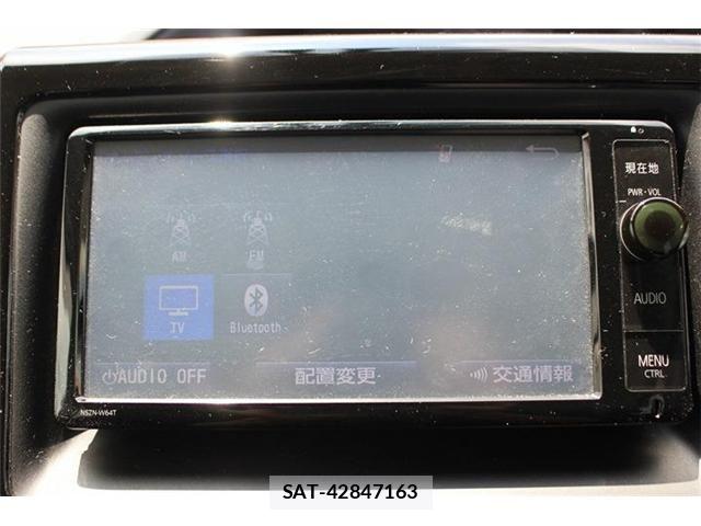 Toyota NOAH HYBRID 2015-02 7963020-3