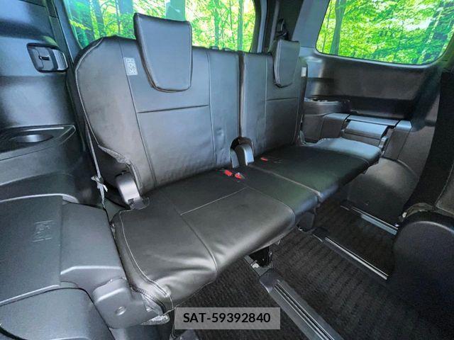 Toyota NOAH HYBRID 2022-09 7963001-9