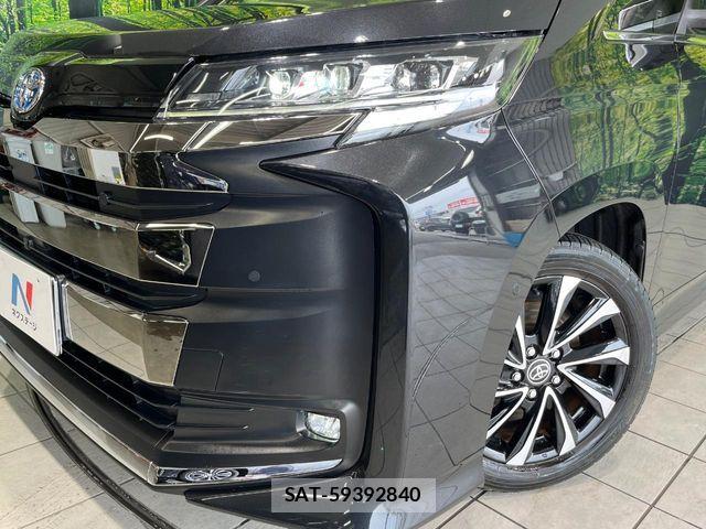 Toyota NOAH HYBRID 2022-09 7963001-12