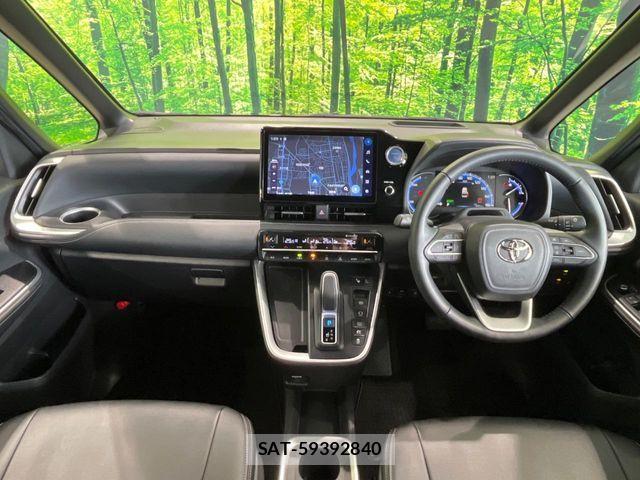 Toyota NOAH HYBRID 2022-09 7963001-1