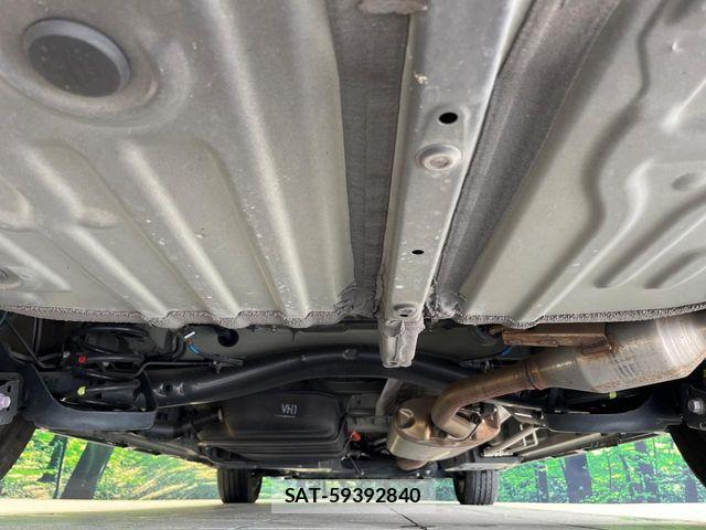 Toyota NOAH HYBRID 2022-09 7963001-19