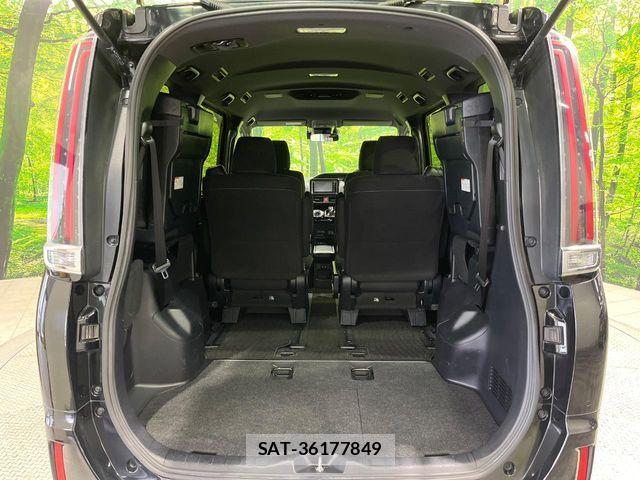 Toyota NOAH HYBRID 2019-01 7963014-11