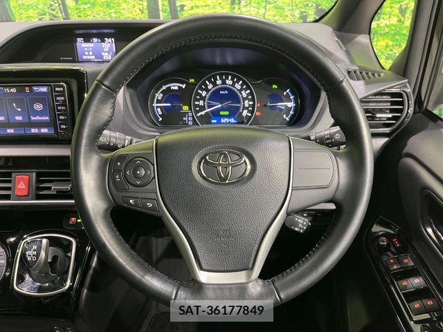 Toyota NOAH HYBRID 2019-01 7963014-12