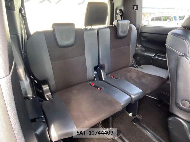 Toyota NOAH HYBRID 2019-01 7963005-10