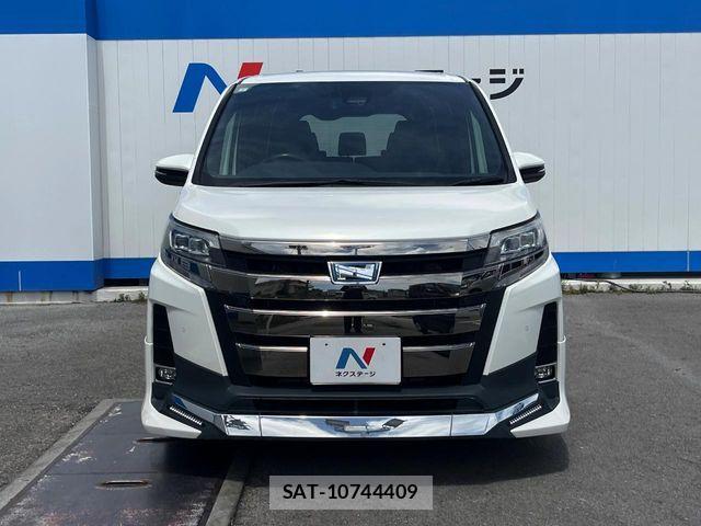 Toyota NOAH HYBRID 2019-01 7963005-15