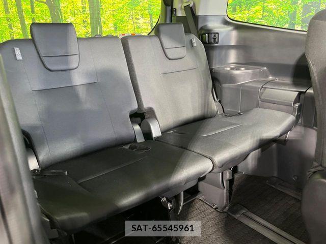Toyota NOAH HYBRID 2022-03 7963010-9