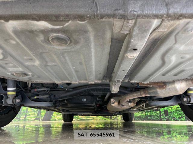 Toyota NOAH HYBRID 2022-03 7963010-18