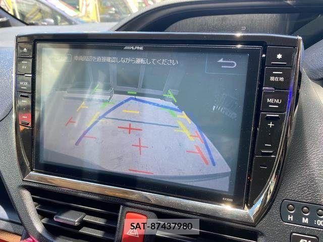 Toyota NOAH HYBRID 2014-07 7963018-7