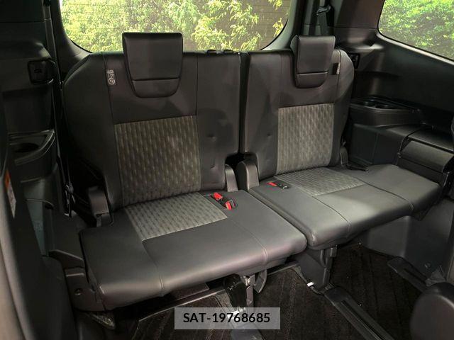 Toyota NOAH HYBRID 2025-11 7962990-11