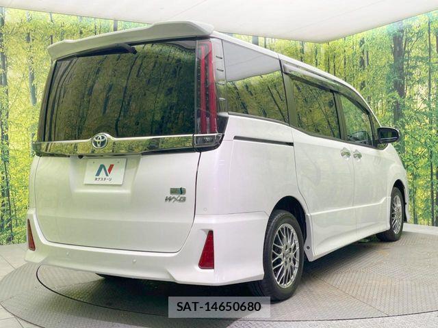 Toyota NOAH HYBRID 2021-06 7963008-17