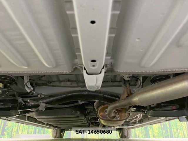 Toyota NOAH HYBRID 2021-06 7963008-19