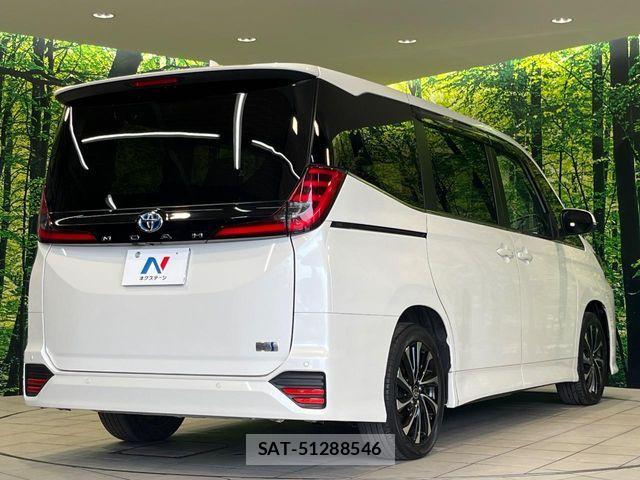 Toyota NOAH HYBRID 2022-04 7980352-17