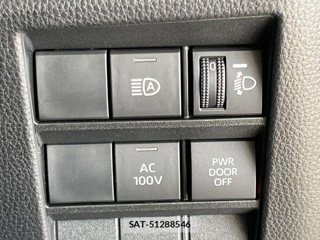 Toyota NOAH HYBRID 2022-04 7980352-6