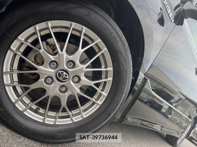 Toyota NOAH HYBRID 2017-12 7980359-13