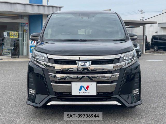 Toyota NOAH HYBRID 2017-12 7980359-14