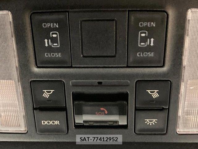 Toyota NOAH HYBRID 2023-03 7980350-5