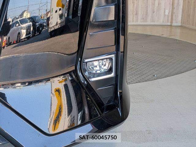 Toyota NOAH HYBRID 2019-11 7980357-24
