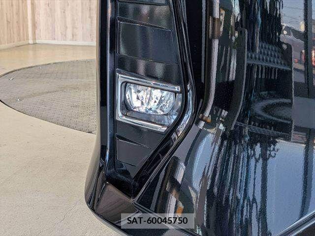 Toyota NOAH HYBRID 2019-11 7980357-26