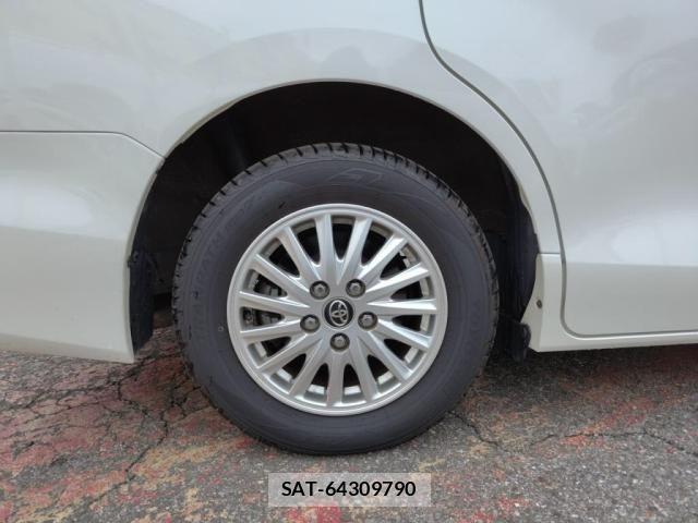 Toyota NOAH HYBRID 2016-03 7980358-26
