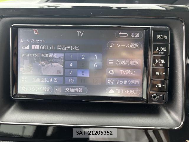 Toyota NOAH HYBRID 2018-04 7980361-21