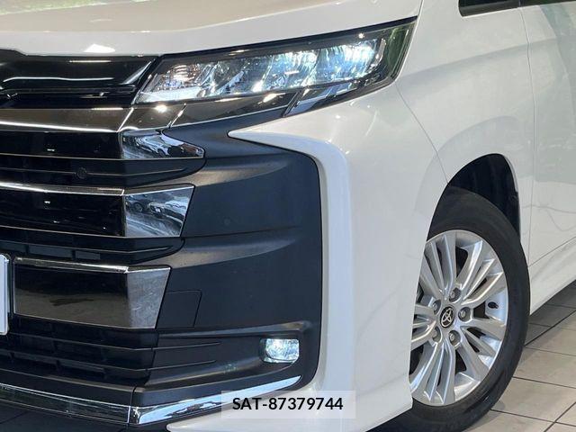 Toyota NOAH HYBRID 2022-03 7980355-12