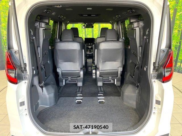 Toyota NOAH HYBRID 2024-01 7980351-10