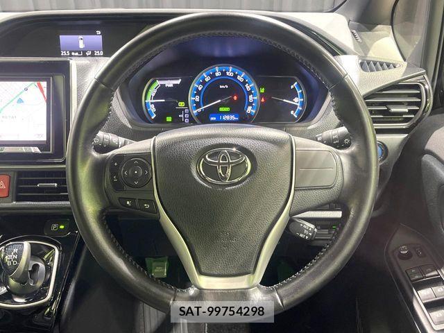 Toyota NOAH HYBRID 2016-12 7980362-10