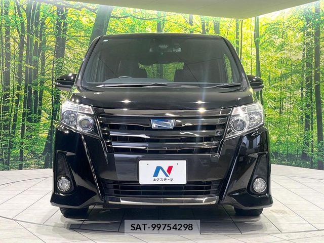 Toyota NOAH HYBRID 2016-12 7980362-13