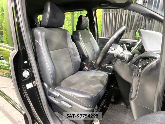 Toyota NOAH HYBRID 2016-12 7980362-6