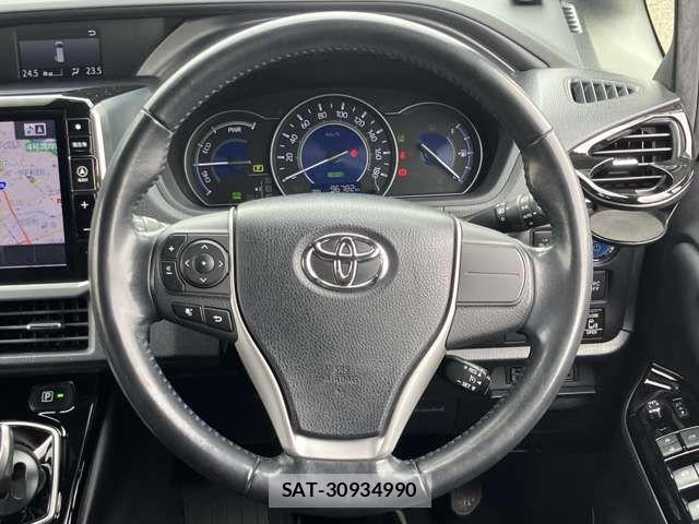 Toyota NOAH HYBRID 2018-06 7980360-13