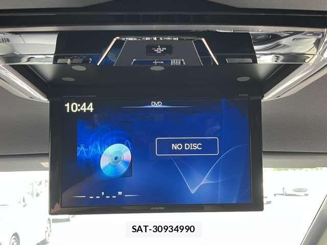 Toyota NOAH HYBRID 2018-06 7980360-2
