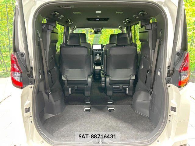 Toyota NOAH HYBRID 2024-12 7980345-10